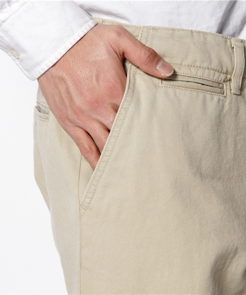 BEAMS PLUS（ビームスプラス）の「BEAMS PLUS / ウォッシュチノトラウザー（チノパンツ・メンズ・ベージュ・SMALL/MEDIUM/LARGE/X-LARGE）」の6枚目の写真