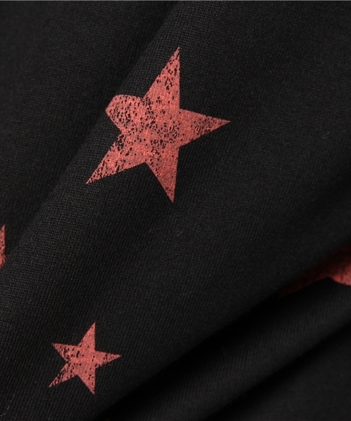 CALEE(キャリー)の「ALLOVER STAR PATTERN L/S HENLEY NECK T CALEE(キャリー)の「ALLOVER STAR PATTERN L/S HENLEY NECK T