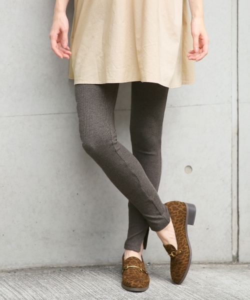 Heather(ヘザー)の「テレコレギンス 804786(レギンス/スパッツ・レディース・チャコールグレー/モカ/ベージュ・FREE)」の2枚目の写真