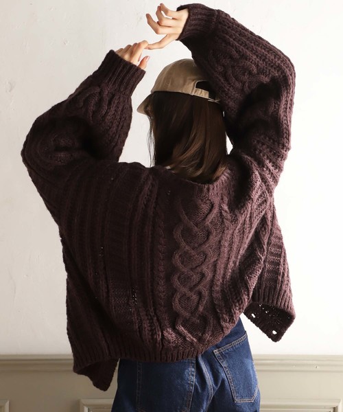 one after another NICE CLAUP(ワンアフターアナザーナイスクラップ)の「ハートキュンケーブルニットカーディガン(カーディガン/ボレロ・レディース・アイボリー/ベージュ/サックスブルー/ピンク/ラベンダー/ブラウン・FREE)」の13枚目の写真