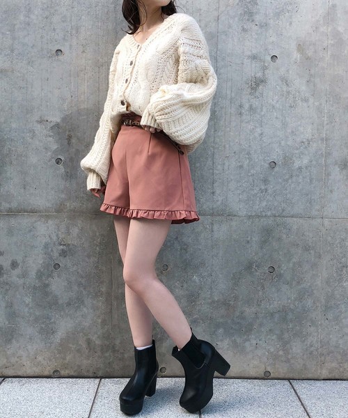 one after another NICE CLAUP(ワンアフターアナザーナイスクラップ)の「ハートキュンケーブルニットカーディガン(カーディガン/ボレロ・レディース・アイボリー/ベージュ/サックスブルー/ピンク/ラベンダー/ブラウン・FREE)」の18枚目の写真