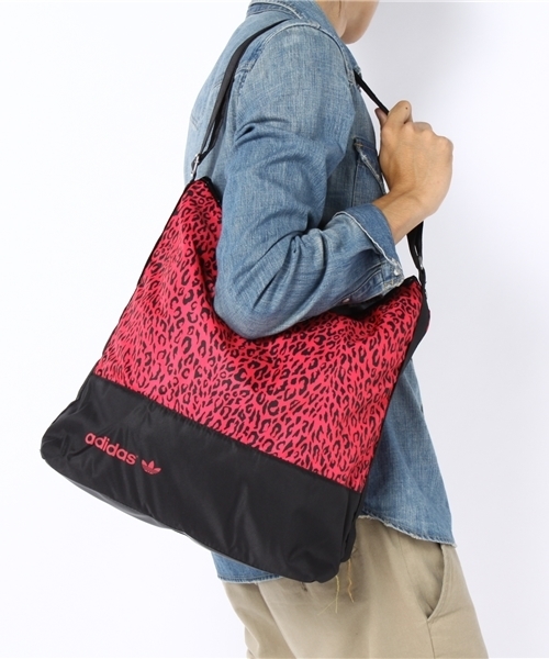 【人気】レア　アディダス　ジャケット　トレフォイル　ヒョウ柄　バックロゴ　XL 人気】レア アディダス ジャケット トレフォイル ヒョウ柄
