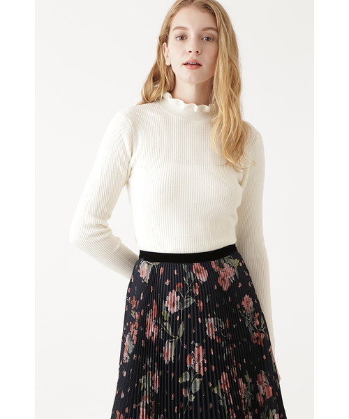 JILL STUART(ジルスチュアート)の「◆<sweet×JILLSTUART>フリルリブタートルニット(ニット/セーター・レディース・ホワイト/グレー/ピンク・FREE)」の1枚目の写真