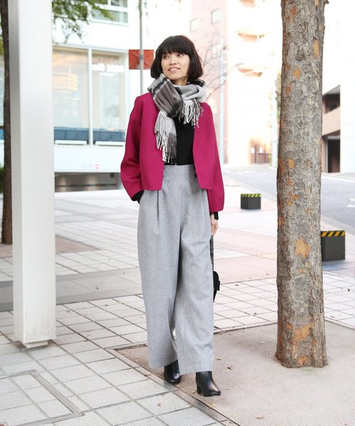 LAKOLE(ラコレ)の「ノーカラーカーディガンジャケット / LAKOLE(ノーカラージャケット・レディース・グリーン/ピンク/チャコール/マスタード・MEDIUM/SMALL)」の5枚目の写真