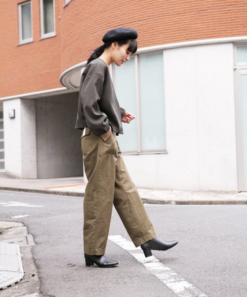 LAKOLE(ラコレ)の「ノーカラーカーディガンジャケット / LAKOLE(ノーカラージャケット・レディース・グリーン/ピンク/チャコール/マスタード・MEDIUM/SMALL)」の8枚目の写真