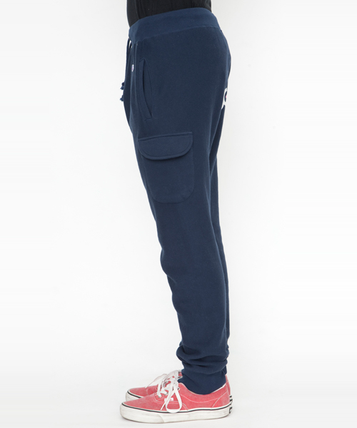 X-girl（エックスガール）の「X-girl×CHAMPION REVERSE WEAVE CARGO PANTS（カーゴパンツ・レディース・ブラック/アッシュグレー/レッド/ネイビー・1/2）」の6枚目の写真