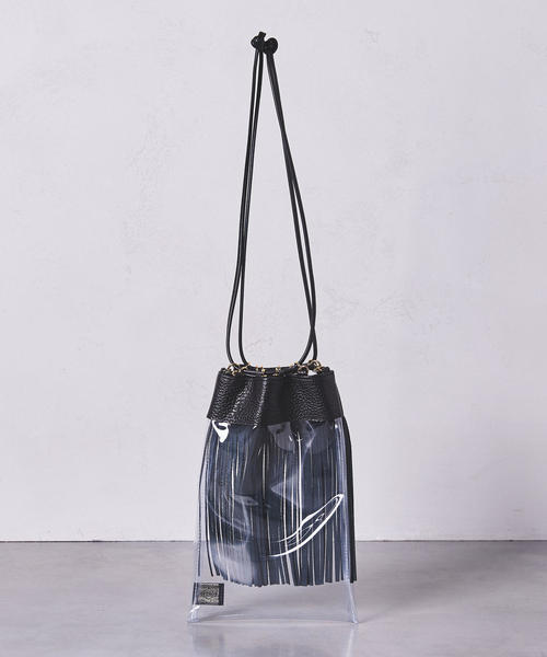 5525gallery×PORTER（ゴーゴーニーゴーギャラリーカケルポーター）の「＜5525gallery×PORTER＞フリンジ PVC バッグ -united LOVE project 2019①（ショルダーバッグ・レディース・ブラック・FREE）」の4枚目の写真