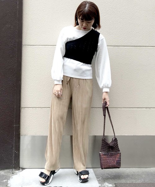 archives（アルシーヴ）の「ワンショルベスト×ワッフルTシャツSET（ベスト・レディース・アイボリー/ブラック/モカ・MEDIUM）」の8枚目の写真