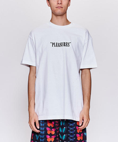 PLEASURES（プレジャー）の「＜PLEASURES＞ LOGO EMBRO TEE/Tシャツ（Tシャツ/カットソー・メンズ・ホワイト/ブラック・MEDIUM/LARGE）」の2枚目の写真