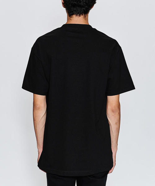 PLEASURES（プレジャー）の「＜PLEASURES＞ LOGO EMBRO TEE/Tシャツ（Tシャツ/カットソー・メンズ・ホワイト/ブラック・MEDIUM/LARGE）」の9枚目の写真