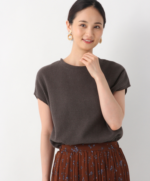 GLOBAL WORK(グローバルワーク)の「ワッフルチュニックプルオーバー【UVケア】/839934(Tシャツ/カットソー・レディース・カーキ/ホワイト/ベージュ/ダークグレー・LARGE/MEDIUM)」の2枚目の写真