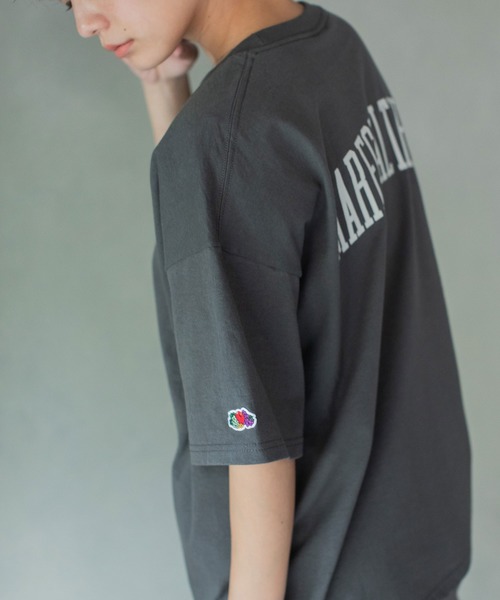 MARECHAL TERRE（マルシャルテル）の「Fruit of the loom コラボ Tシャツ（Tシャツ/カットソー・レディース・ホワイト/チャコールグレー/ブラック/レッド・MEDIUM）」の3枚目の写真