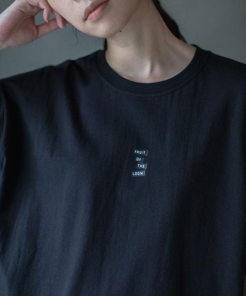 MARECHAL TERRE（マルシャルテル）の「Fruit of the loom コラボ Tシャツ（Tシャツ/カットソー・レディース・ホワイト/チャコールグレー/ブラック/レッド・MEDIUM）」の15枚目の写真