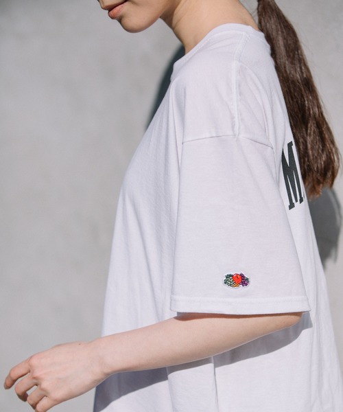 MARECHAL TERRE（マルシャルテル）の「Fruit of the loom コラボ Tシャツ（Tシャツ/カットソー・レディース・ホワイト/チャコールグレー/ブラック/レッド・MEDIUM）」の11枚目の写真