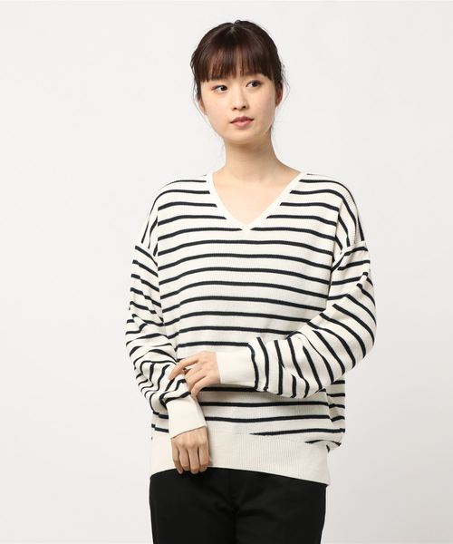 AMERICAN HOLIC（アメリカンホリック）の「Vネック肩落ちゆるニットプルオーバー  ＊（ニット/セーター・レディース・ネイビー/サックスブルー/イエロー/アイボリー/ラベンダー/その他7・M/L）」の7枚目の写真