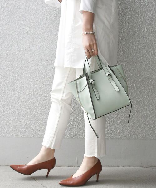 SHIPS any（シップス エニィ）の「SHIPS any:コンビ2WAYトート SMALL◇◇（トートバッグ・レディース・ブラック/ベージュ/ライトブルー/キャメル/ナチュラル/ライトグリーン・ONE SIZE）」の5枚目の写真