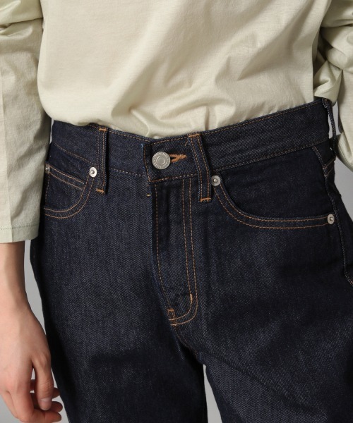 LOWRYS FARM(ローリーズファーム)の「CONEテンセルテーパード 870625(デニムパンツ・レディース・オフホワイト/ブルー/ネイビー・MEDIUM/LARGE)」の11枚目の写真