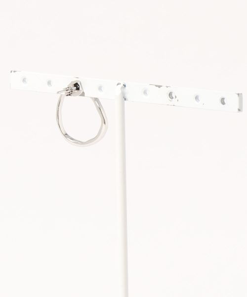 SPIRALGIRL(スパイラルガール)の「マルチピアス(ピアス(両耳用)・レディース・シルバー/ゴールド・FREE)」の3枚目の写真