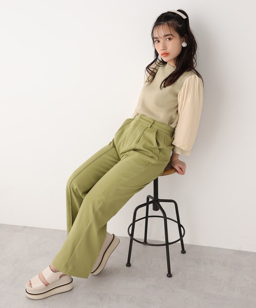 one after another NICE CLAUP（ワンアフターアナザーナイスクラップ）の「袖プリーツニット（ニット/セーター・レディース・ベージュ/グリーン/アイボリー・FREE）」の18枚目の写真