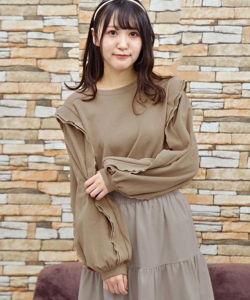 PairPair(ペアペア)の「袖ボリュームフリル付プルオーバー(スウェット・レディース・グレイッシュベージュ/モカ・FREE)」の10枚目の写真