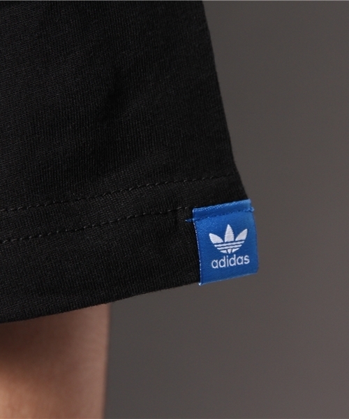 adidas アディダス 3Dプリント Tシャツ ネオン adidas Originals（アディダスオリジナルス）の「アディダス