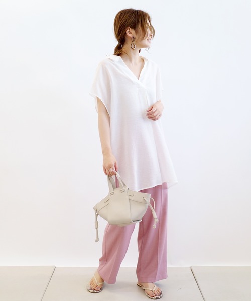 DouDou（ドゥドゥ）の「バックボタンフレンチブラウス（シャツ/ブラウス・レディース・ブラック/オフホワイト/サックスブルー・FREE）」の4枚目の写真