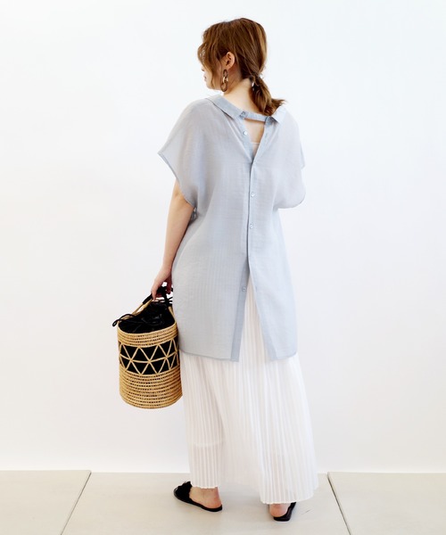 DouDou（ドゥドゥ）の「バックボタンフレンチブラウス（シャツ/ブラウス・レディース・ブラック/オフホワイト/サックスブルー・FREE）」の14枚目の写真