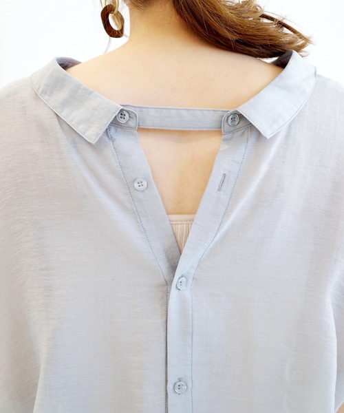 DouDou（ドゥドゥ）の「バックボタンフレンチブラウス（シャツ/ブラウス・レディース・ブラック/オフホワイト/サックスブルー・FREE）」の21枚目の写真