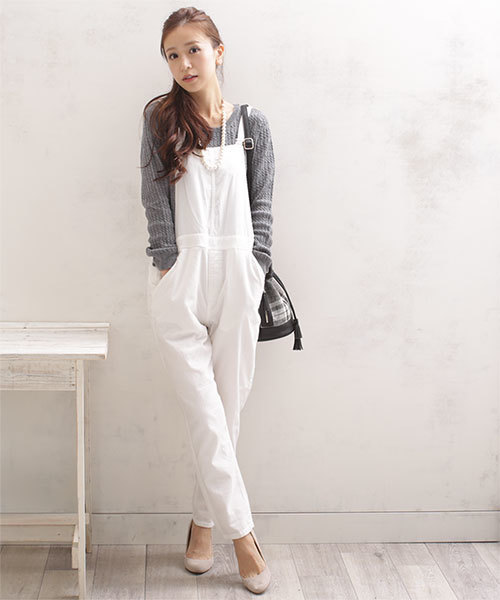 NANO universe(ナノユニバース)の「コーデュロイサロペット(サロペット/オーバーオール・レディース・オフホワイト/ブルー/ブラック・38/36)」の1枚目の写真