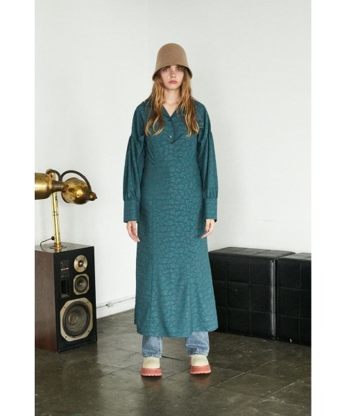 MOUSSY（マウジー）の「20／ HW LOOSE STRAIGHT（デニムパンツ