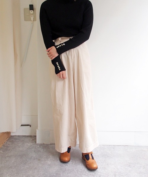 あしながおじさん(アシナガオジサン)の「丸みTストラップシューズ -0701105(パンプス・レディース・ブラック/アイボリー/ブラウン・22.5cm/23.0cm/23.5cm/24.0cm/24.5cm)」の20枚目の写真