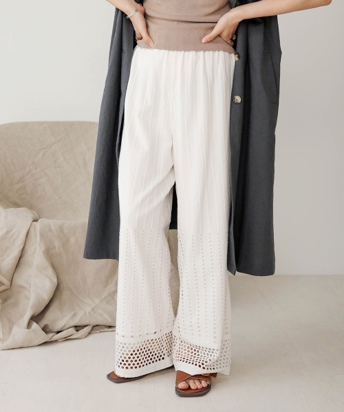 Bab（バブ）の「【WEB限定】コットンレースミックスパンツ（その他パンツ・レディース・ブラウン/オフホワイト/チャコールグレー・38）」の5枚目の写真