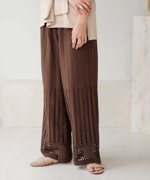 Bab（バブ）の「【WEB限定】コットンレースミックスパンツ（その他パンツ・レディース・ブラウン/オフホワイト/チャコールグレー・38）」の15枚目の写真