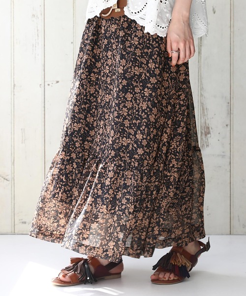 osharewalker（オシャレウォーカー）の「【廃盤】『小花柄ティアードマキシスカート』（スカート・レディース・グリーン/ネイビー/イエロー・FREE）」の3枚目の写真