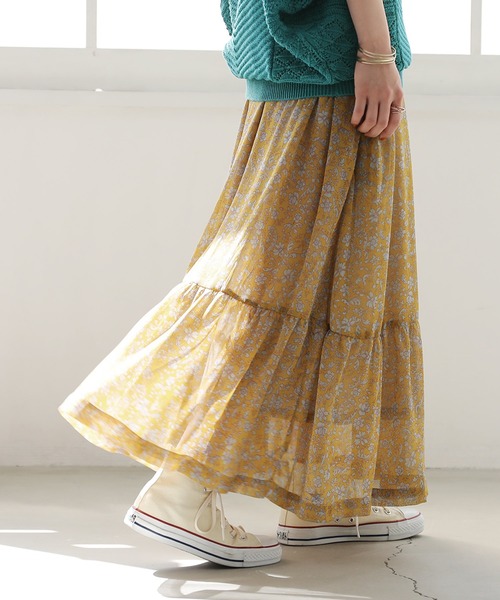 osharewalker（オシャレウォーカー）の「【廃盤】『小花柄ティアードマキシスカート』（スカート・レディース・グリーン/ネイビー/イエロー・FREE）」の8枚目の写真