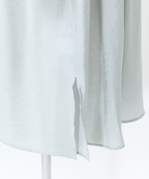 AS KNOW AS PINKY（アズノゥアズピンキー）の「贅沢タックな風フワチュニック（チュニック・レディース・ブラック/オフホワイト/ブルー・FREE）」の22枚目の写真