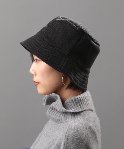 AVIREX(アヴィレックス)の「【直営店限定】ニットバケットハット/ KNIT BUCKET HAT(ハット・レディース・ブラック/オフホワイト・FREE)」の6枚目の写真
