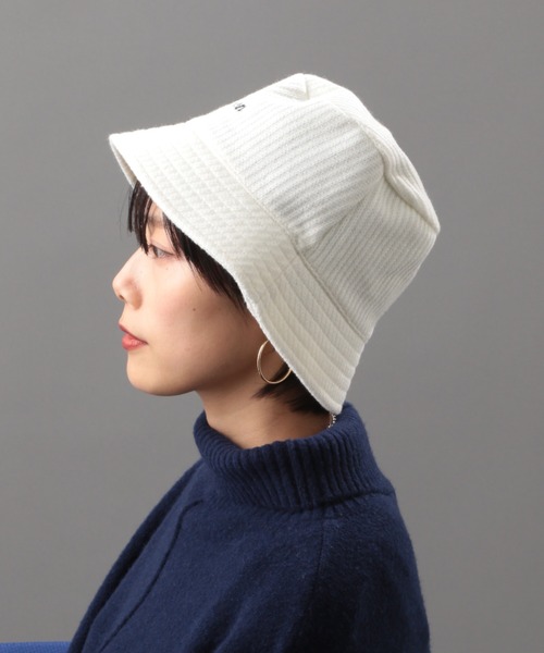 AVIREX(アヴィレックス)の「【直営店限定】ニットバケットハット/ KNIT BUCKET HAT(ハット・レディース・ブラック/オフホワイト・FREE)」の5枚目の写真