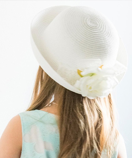 Catherine Cottage（キャサリンコテージ）の「フラワーペーパーハット（ハット・キッズ・ホワイト・54/56）」の3枚目の写真