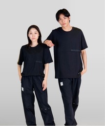 UNDER ARMOUR（アンダーアーマー）の「UAヘビーウエイト Tシャツ（トレーニング/UNISEX/ユニセックス）（Tシャツ/カットソー）」