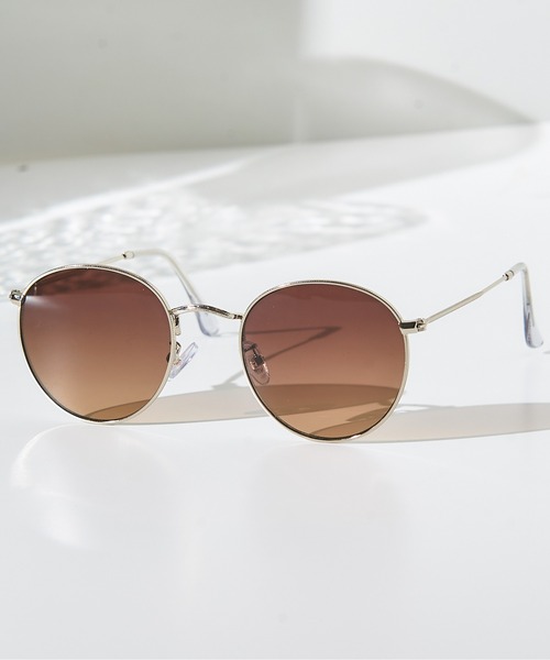 clarity blanc(クラリティーブラン)の「サングラス UVカット カラーレンズサングラス(サングラス・メンズ・ダークブラウン/グリーン/カリビアンブルー/ヘザーチャコール/ブラック系その他2/ネイビー/クリア/ブルーグラス/ダークウッド/グレー系その他2/ブラック/ブルー/ライトカーキ/ダークブラック/ダークネイビー/ダークオリーブ/ブラック×グレー/ピンク系その他/グレイッシュブルー/ブラック系/ピンク/モカ/レオパード/レモンイエロー/ダークブラウン系/グレー/ダークアッシュ/カーキオリーブ/ブラック×ブルー/ブラウン系その他2/アッシュグレー/シルバー/スモークグレー/ブラウン×イエロー/アッシュ/ブラウン系1/オリーブ/マスタード/グレー系その他/スミクロ/コーラルピンク・FREE)」の14枚目の写真