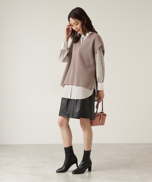 NATURAL BEAUTY BASIC(ナチュラルビューティーベーシック)の「クレリックフォルムシャツ/0171210901(シャツ/ブラウス・レディース・ベージュ系その他/ブルー系その他・MEDIUM/SMALL)」の3枚目の写真