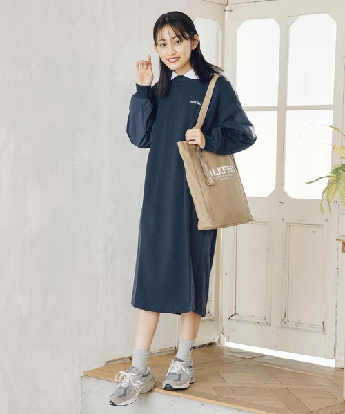 MILKFED.(ミルクフェド)の「STENCIL SQUARE TOTE BAG(トートバッグ・レディース・ホワイト/ブラック/ベージュ・ONE SIZE)」の9枚目の写真