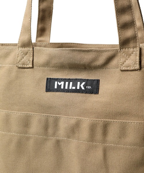 MILKFED.(ミルクフェド)の「STENCIL SQUARE TOTE BAG(トートバッグ・レディース・ホワイト/ブラック/ベージュ・ONE SIZE)」の5枚目の写真