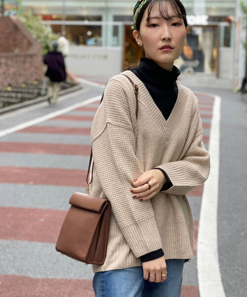 fredy emue(フレディエミュ)の「HAMILTON WOOL ワッフルMIXプルオーバーニット(ニット/セーター・レディース・レッド/オフホワイト/キャメル・38)」の2枚目の写真