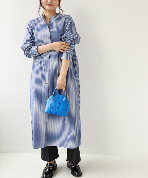 Simplicite(サンプリシテ)の「ハーフサークルチェーンミニショルダーBAG◆(ショルダーバッグ・レディース・ブラック/ブルー/アイボリー・FREE)」の6枚目の写真