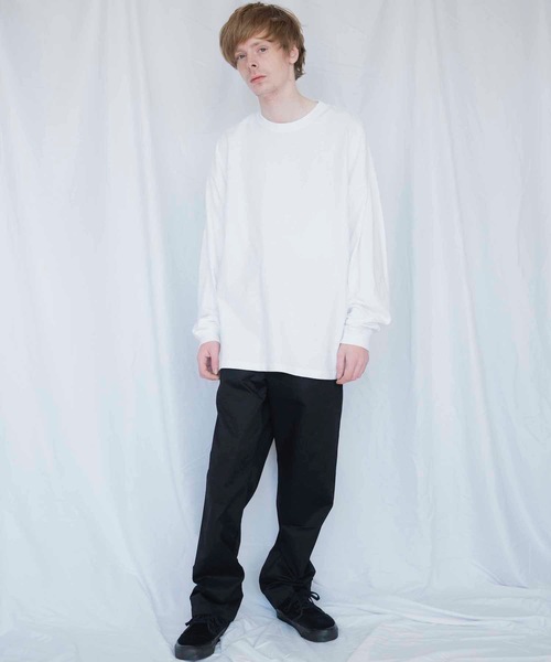 United Athle（ユナイテッドアスレ）の「5.6オンス ビッグシルエット ロングスリーブ Tシャツ 550901（Tシャツ/カットソー・メンズ・ホワイト/ブラック・MEDIUM/LARGE/X-LARGE）」の14枚目の写真
