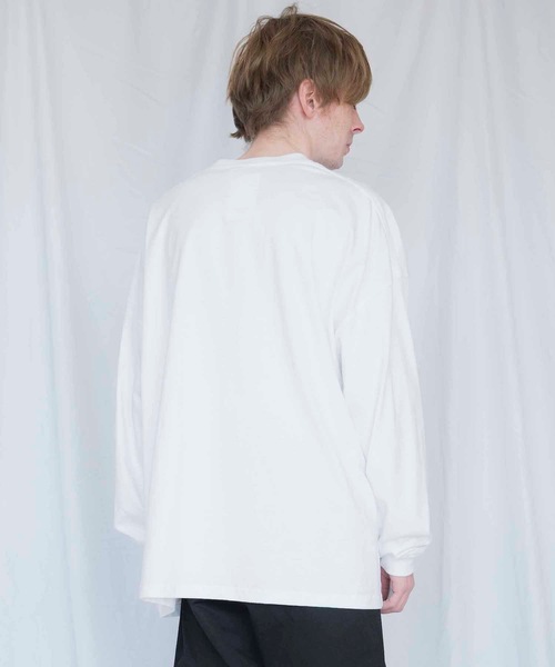 United Athle（ユナイテッドアスレ）の「5.6オンス ビッグシルエット ロングスリーブ Tシャツ 550901（Tシャツ/カットソー・メンズ・ホワイト/ブラック・MEDIUM/LARGE/X-LARGE）」の13枚目の写真