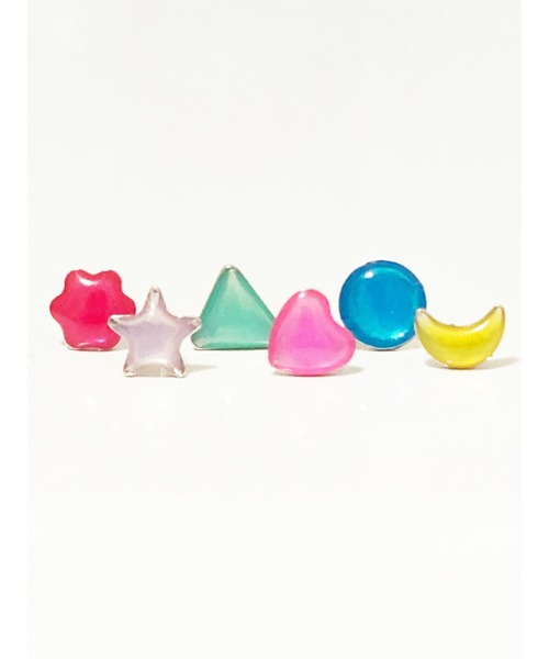 PAMEO POSE（パメオポーズ）の「Charming Pierce（ピアス（両耳