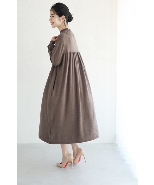 胸元ギャザーのリラクシングニットミディアムワンピース ワンピース Cawaii カワイイ のファッション通販 Zozotown